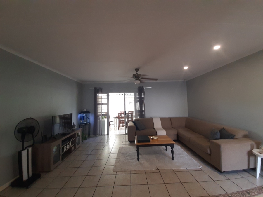 2 Bedroom Property for Sale in Abbotsford Eastern Cape